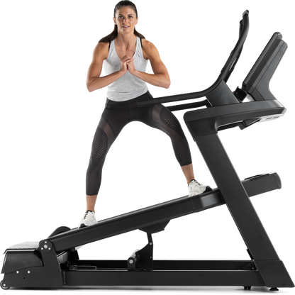Freemotion SMARTSERIES™ i10.9b Incline Trainer FreeMotion Fitness