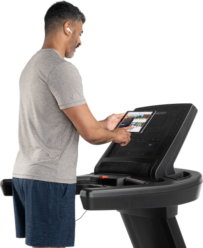 Freemotion SmartSeries™ t8.9b Treadmill FreeMotion Fitness