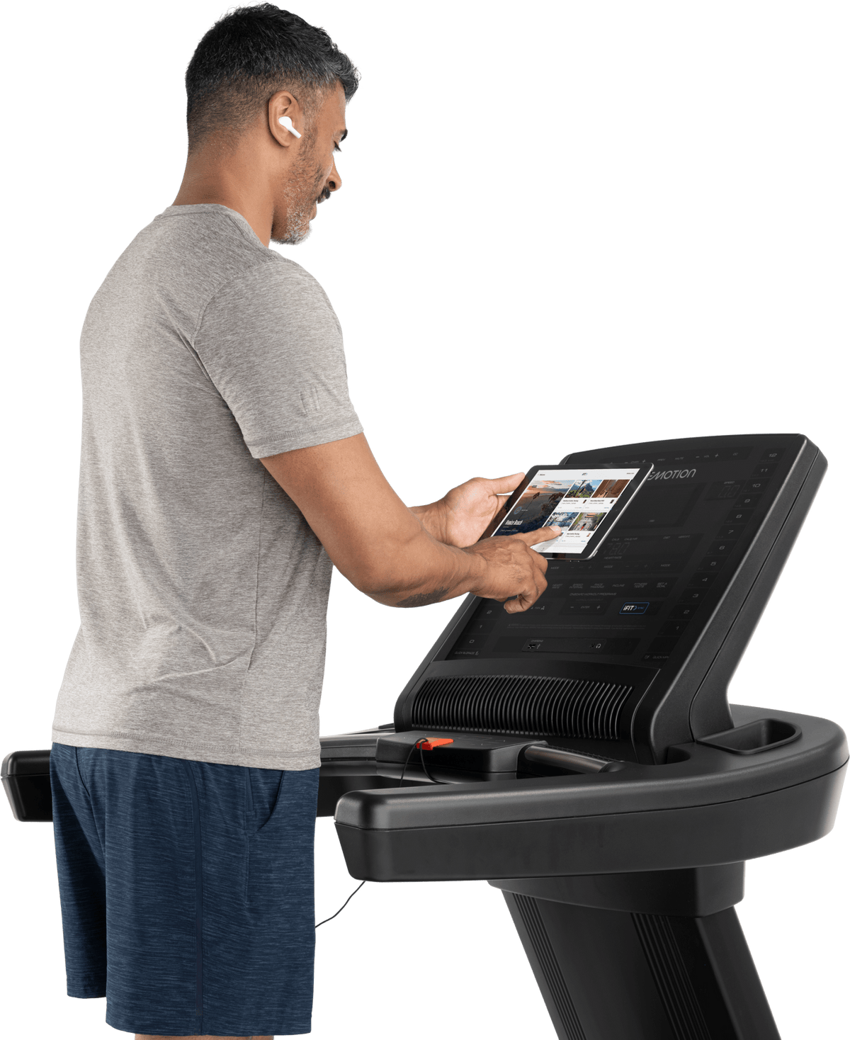 Freemotion SmartSeries™ t8.9b Treadmill - Pure Craft Industries